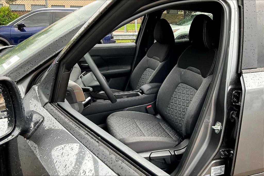 new 2025 Nissan Kicks car, priced at $23,850