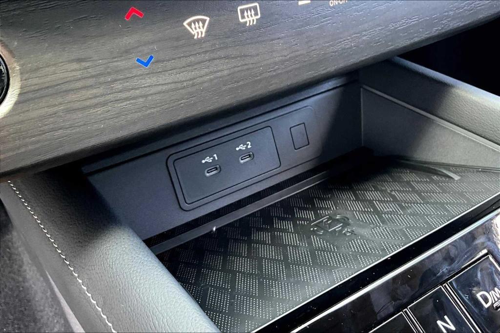 new 2025 Nissan Murano car, priced at $39,020