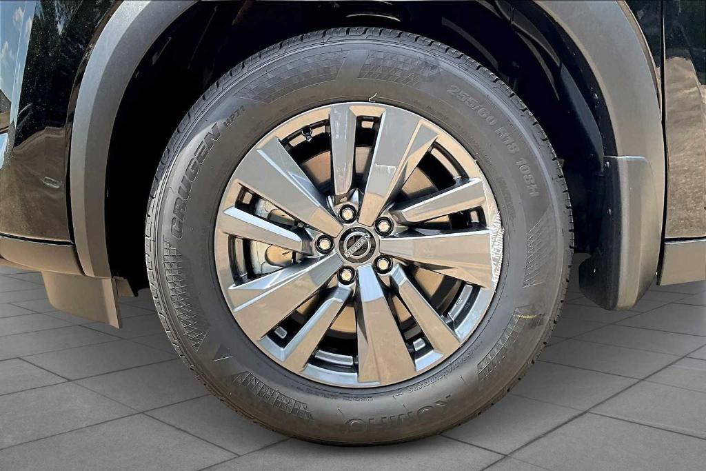 new 2025 Nissan Pathfinder car, priced at $41,025