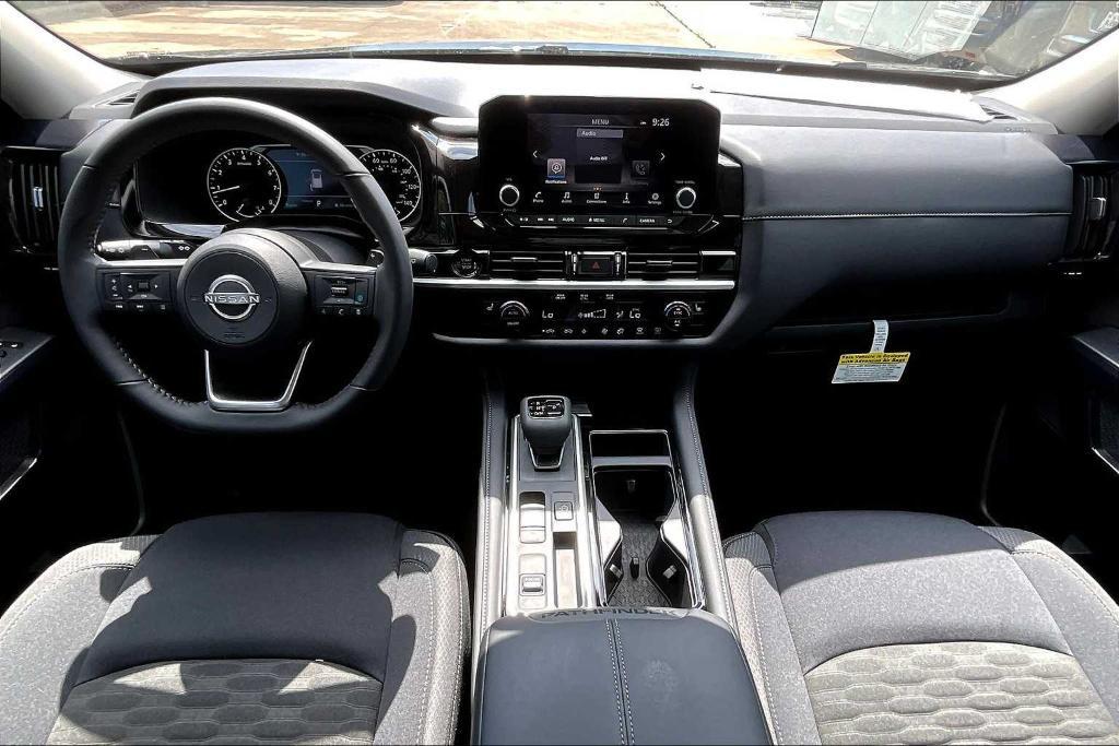new 2025 Nissan Pathfinder car, priced at $41,025