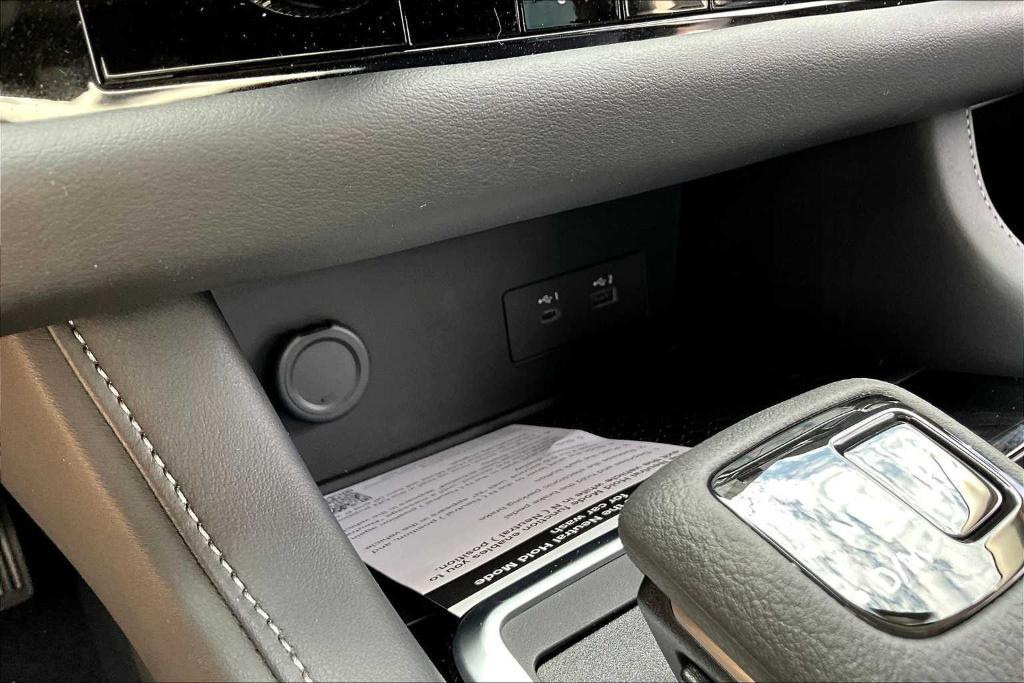new 2025 Nissan Pathfinder car, priced at $41,025