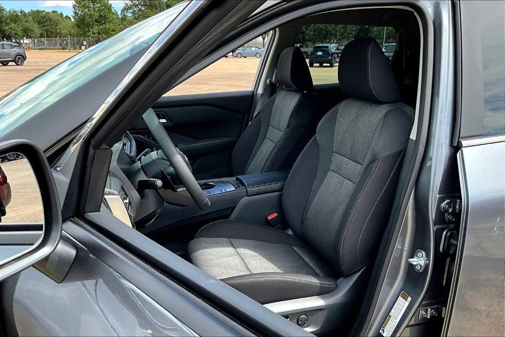 new 2025 Nissan Rogue car, priced at $29,000