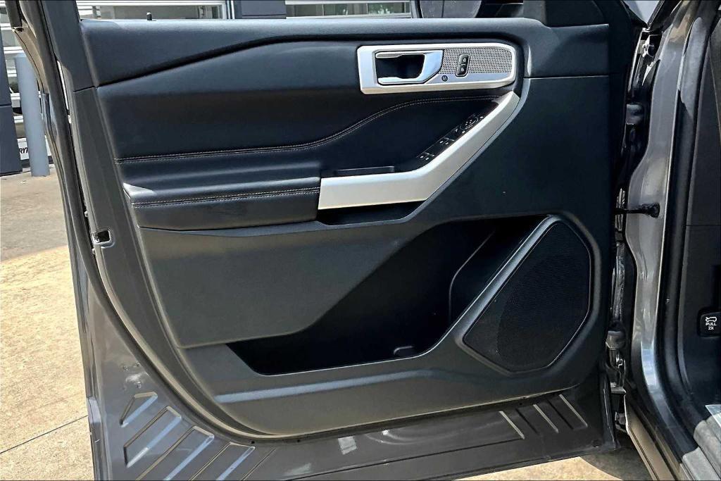 used 2023 Ford Explorer car, priced at $37,600