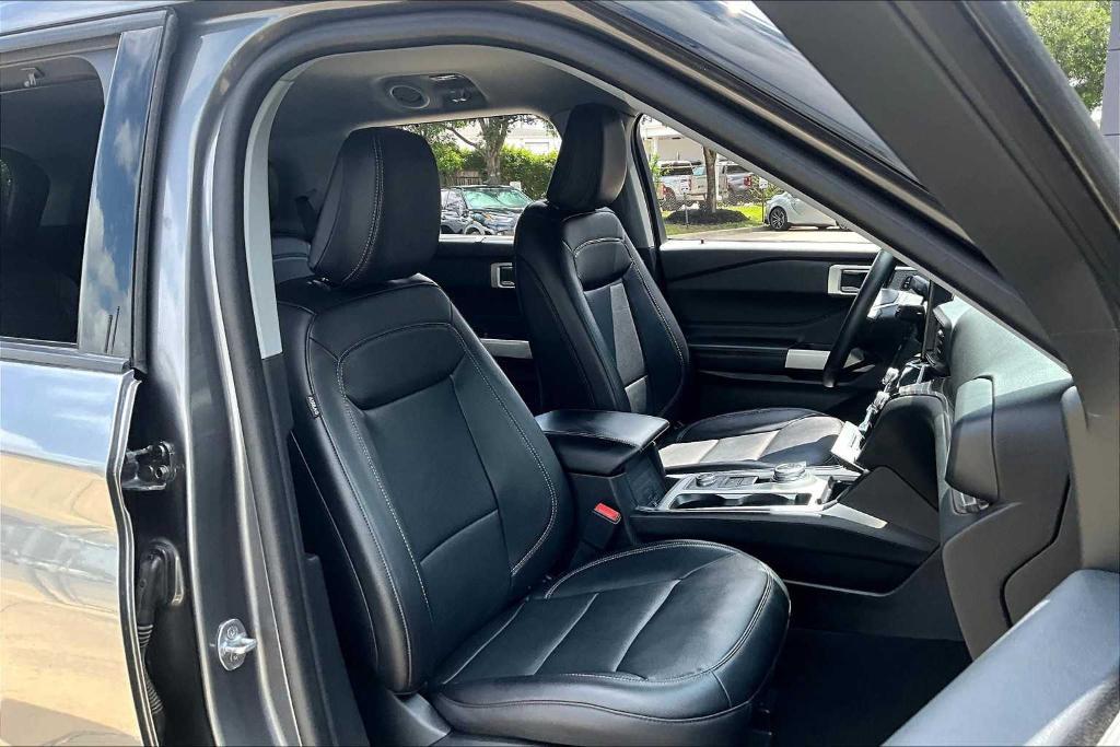 used 2023 Ford Explorer car, priced at $37,600