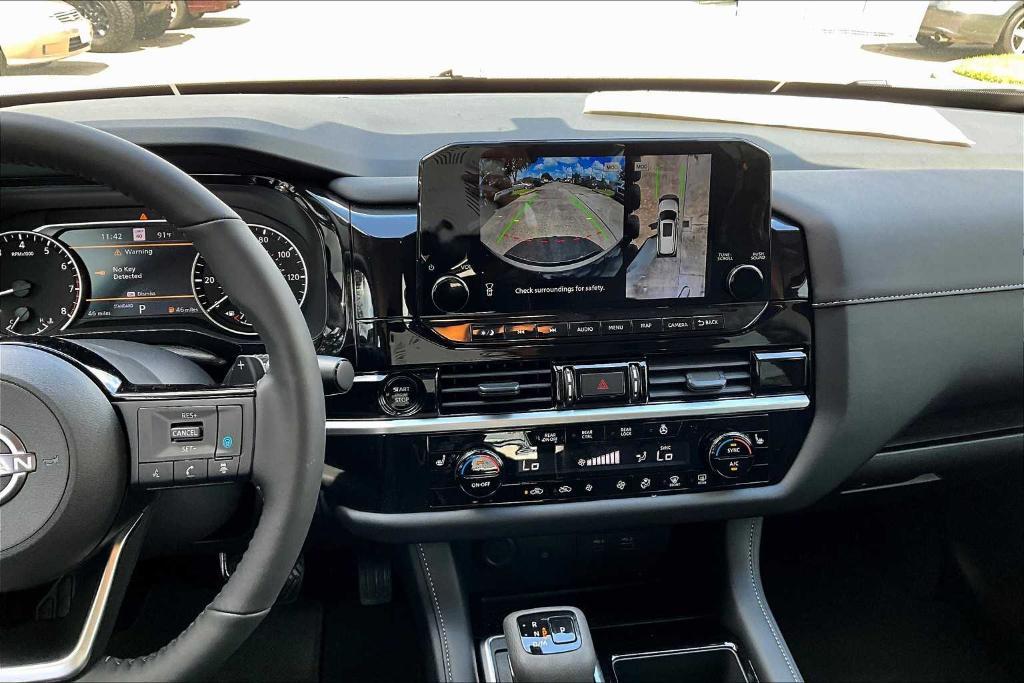 new 2025 Nissan Pathfinder car, priced at $40,850