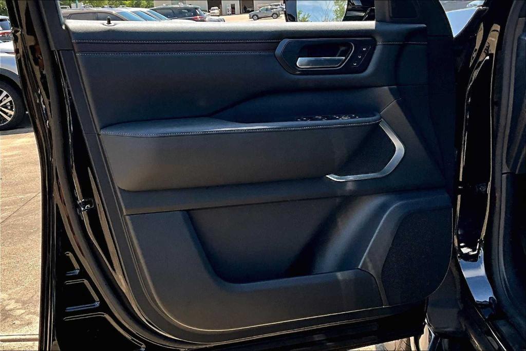 new 2025 Nissan Armada car, priced at $87,160