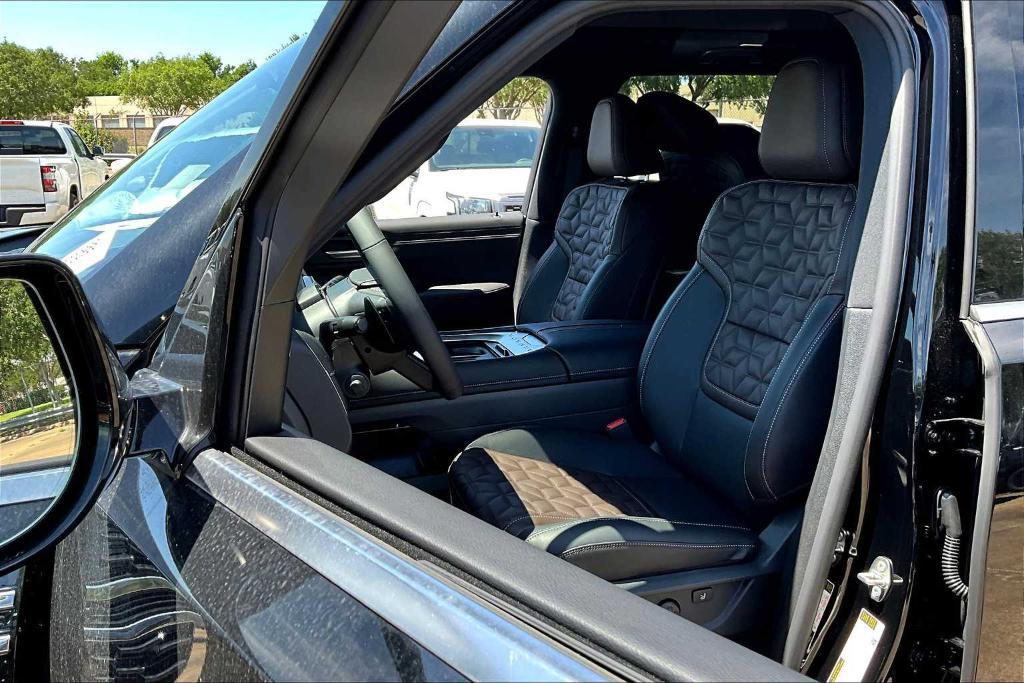 new 2025 Nissan Armada car, priced at $87,160