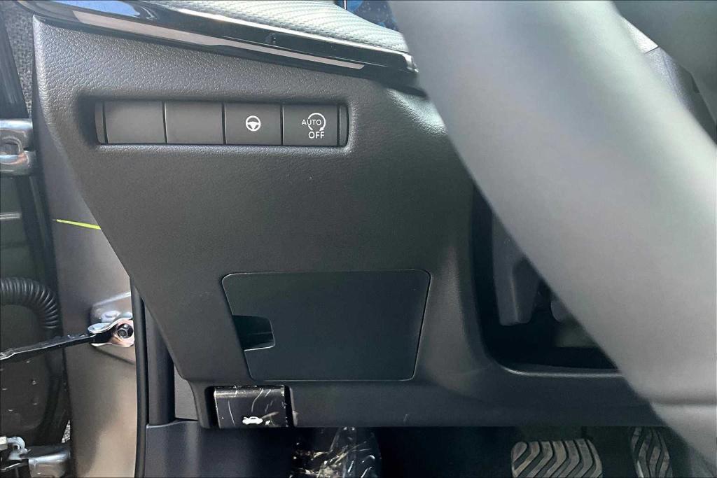 new 2025 Nissan Kicks car, priced at $26,465