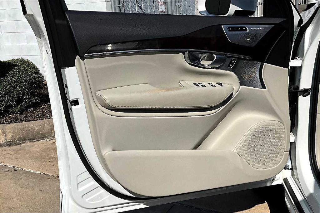 used 2018 Volvo XC90 car, priced at $14,000