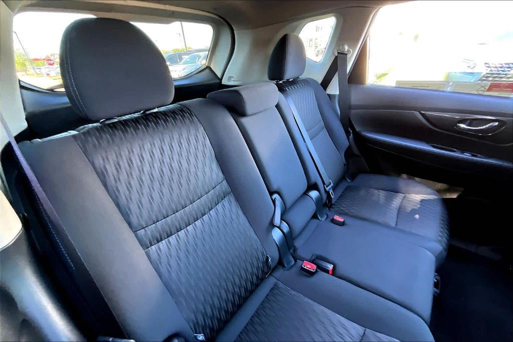 used 2020 Nissan Rogue car, priced at $18,295