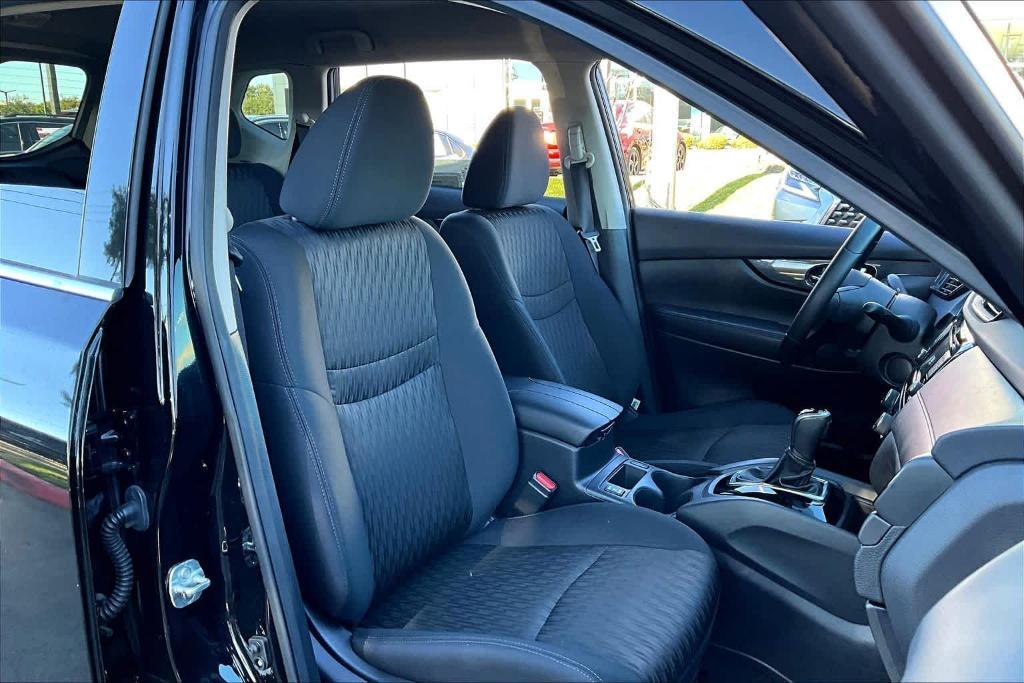 used 2020 Nissan Rogue car, priced at $18,295