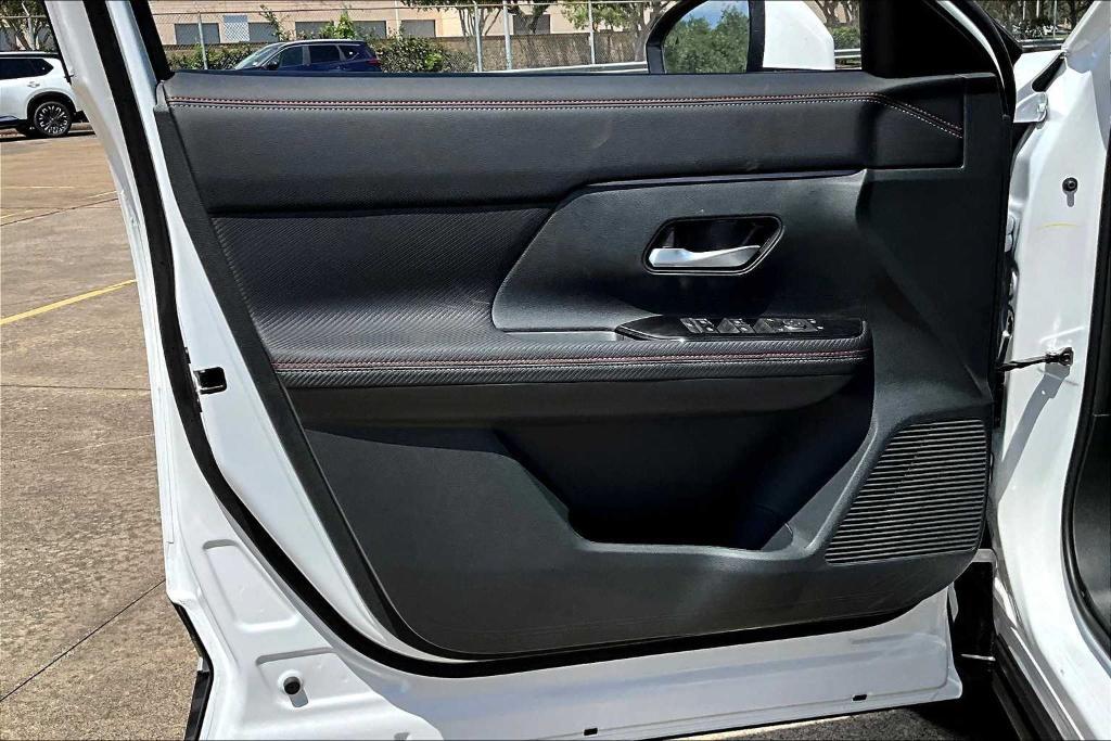 new 2025 Nissan Kicks car, priced at $26,801