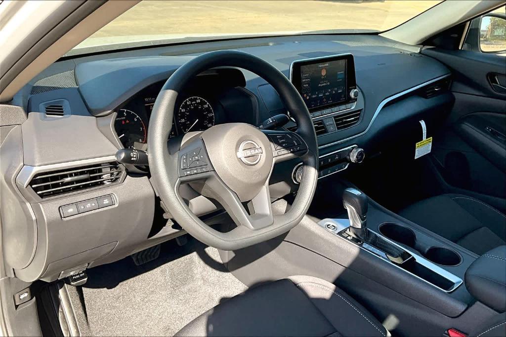 new 2025 Nissan Altima car, priced at $27,140