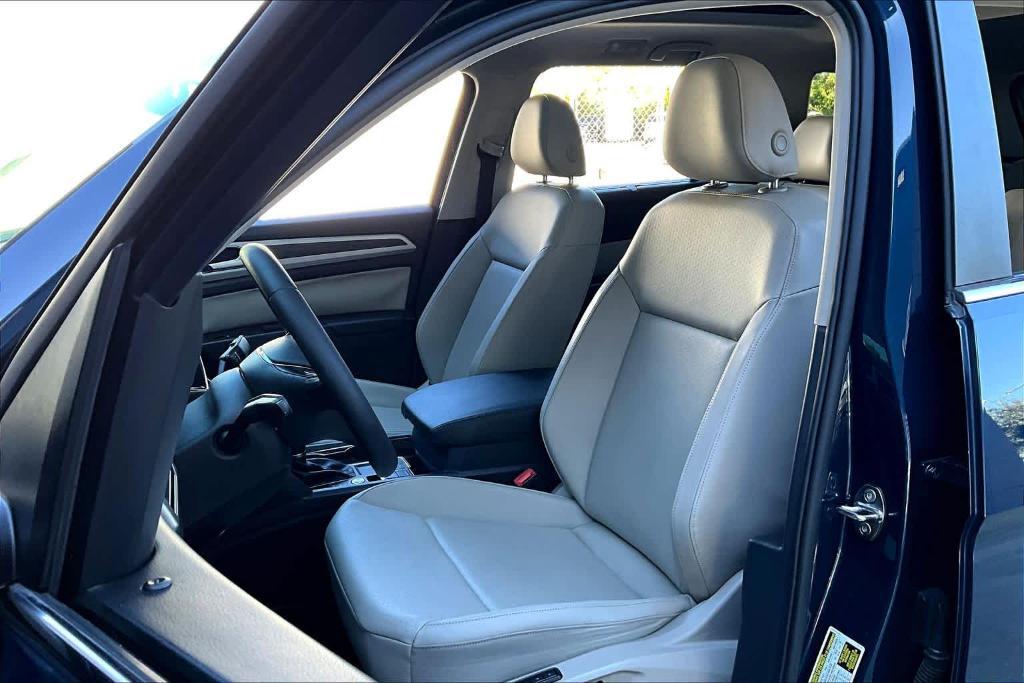 used 2018 Volkswagen Atlas car, priced at $18,995