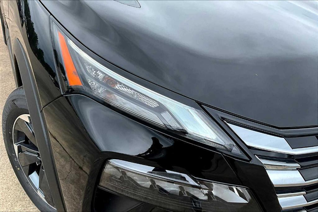 new 2025 Nissan Rogue car, priced at $31,785
