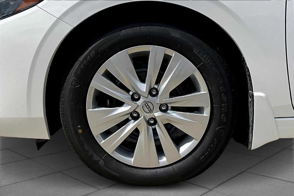 new 2025 Nissan Sentra car, priced at $21,040