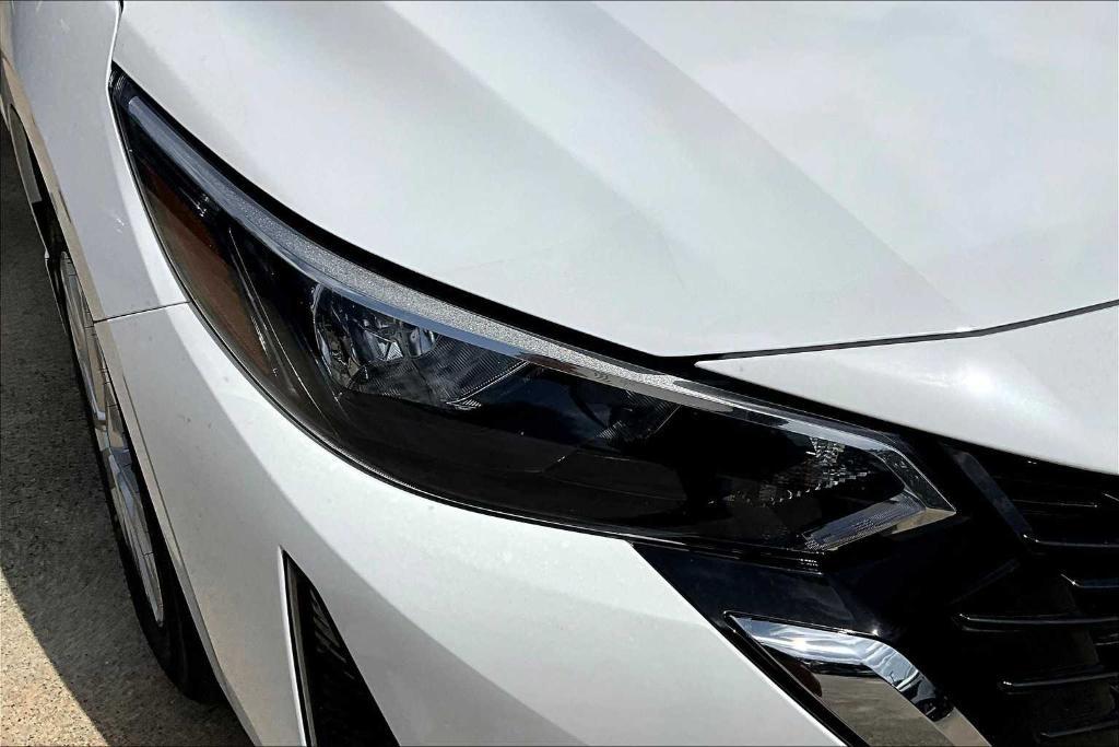 new 2025 Nissan Sentra car, priced at $21,040