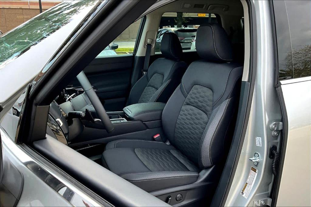 new 2025 Nissan Pathfinder car, priced at $32,728