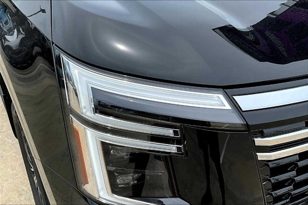new 2025 Nissan Armada car, priced at $75,505