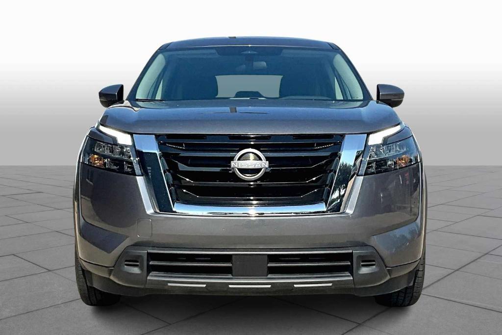 used 2024 Nissan Pathfinder car, priced at $25,991