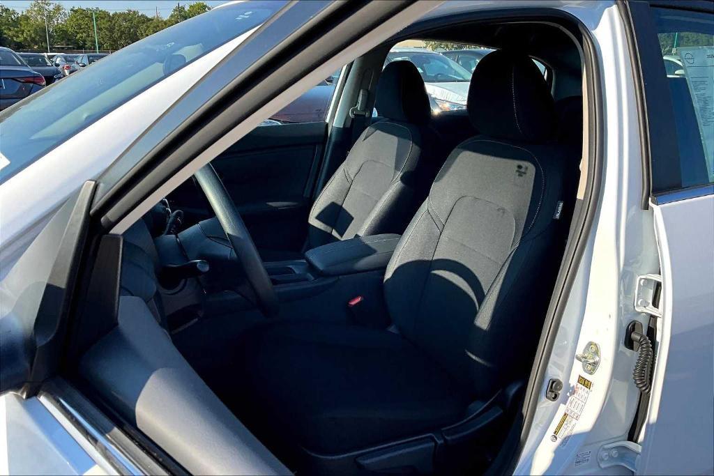 new 2025 Nissan Sentra car, priced at $21,560