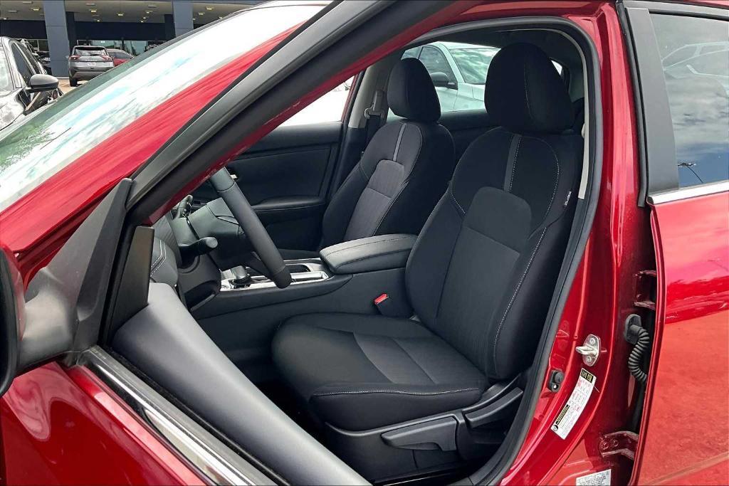 new 2025 Nissan Sentra car, priced at $22,925