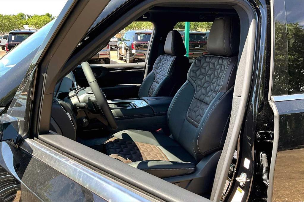 new 2025 Nissan Armada car, priced at $78,545