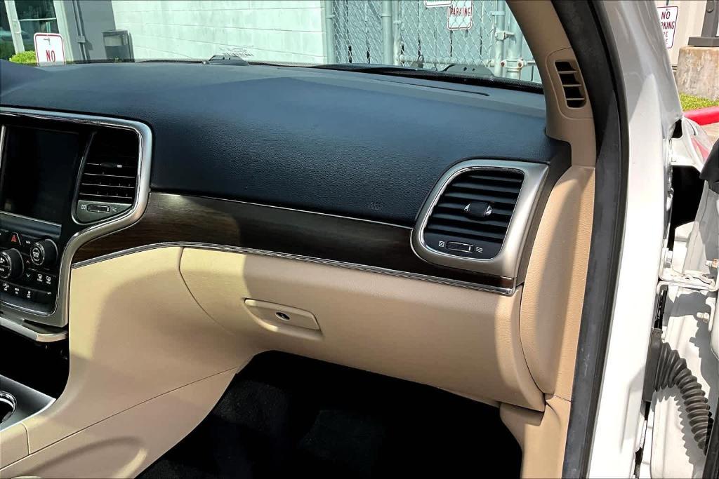 used 2014 Jeep Grand Cherokee car, priced at $10,900