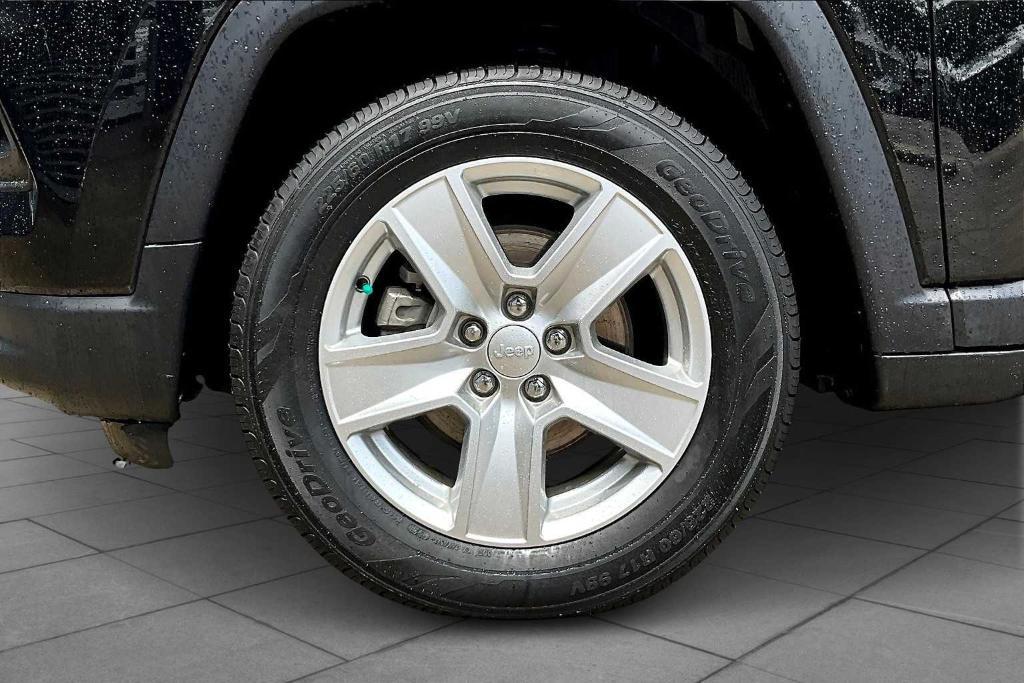 used 2022 Jeep Compass car, priced at $19,500