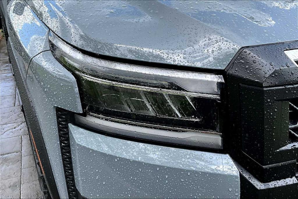 new 2025 Nissan Frontier car, priced at $42,015