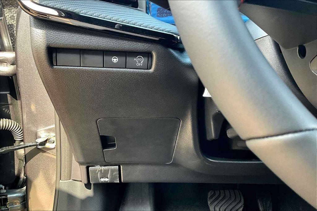 new 2025 Nissan Kicks car, priced at $25,365