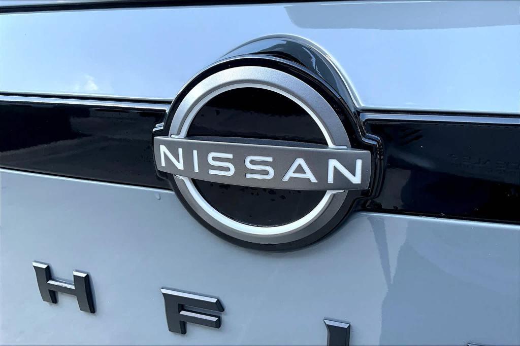 new 2024 Nissan Pathfinder car, priced at $53,020