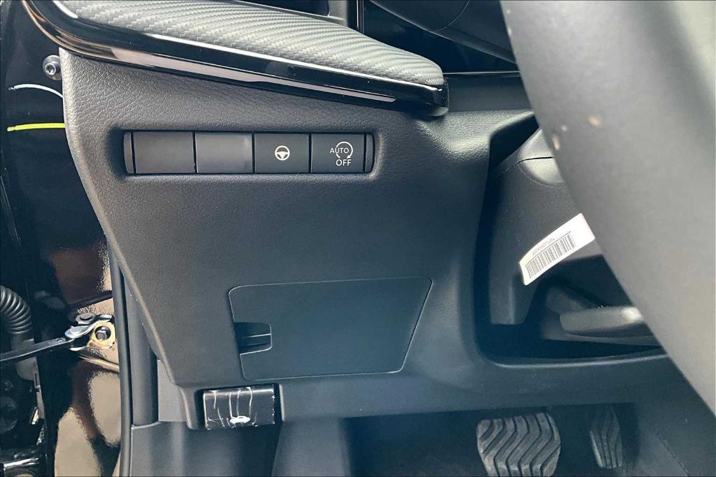 new 2025 Nissan Kicks car, priced at $27,071