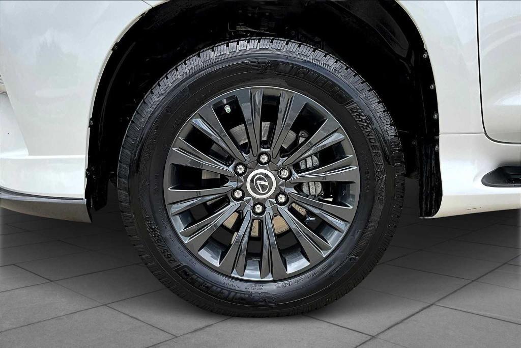 used 2022 Lexus GX 460 car, priced at $46,850