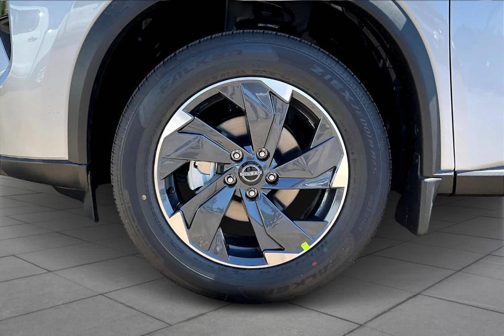 new 2025 Nissan Rogue car, priced at $32,027