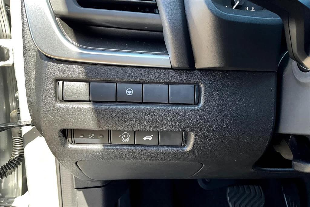 new 2025 Nissan Rogue car, priced at $32,027