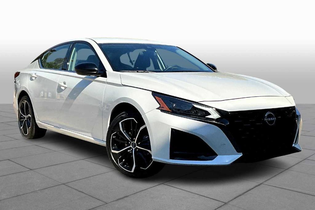 used 2025 Nissan Altima car, priced at $25,295