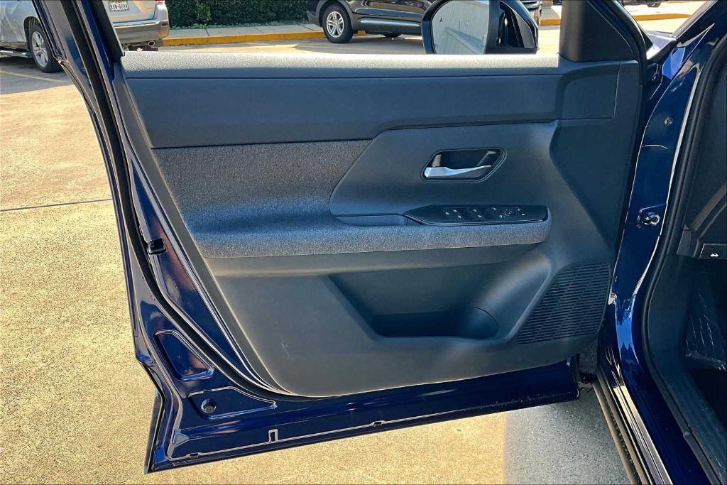 new 2026 Nissan Kicks car, priced at $26,195
