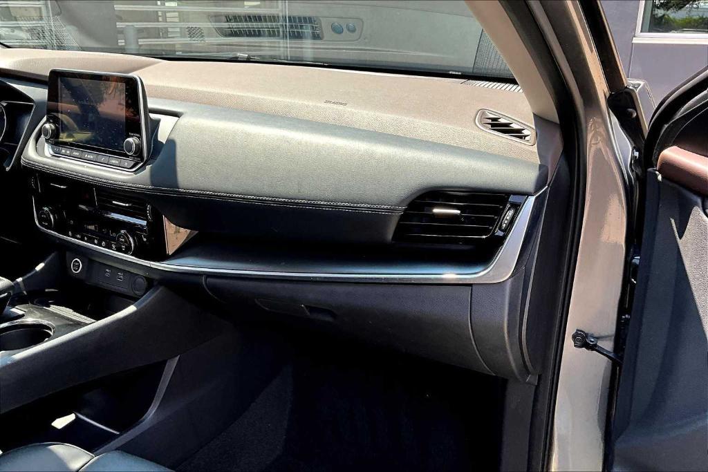 used 2022 Nissan Rogue car, priced at $23,995