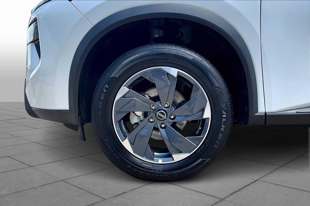 used 2024 Nissan Rogue car, priced at $25,195