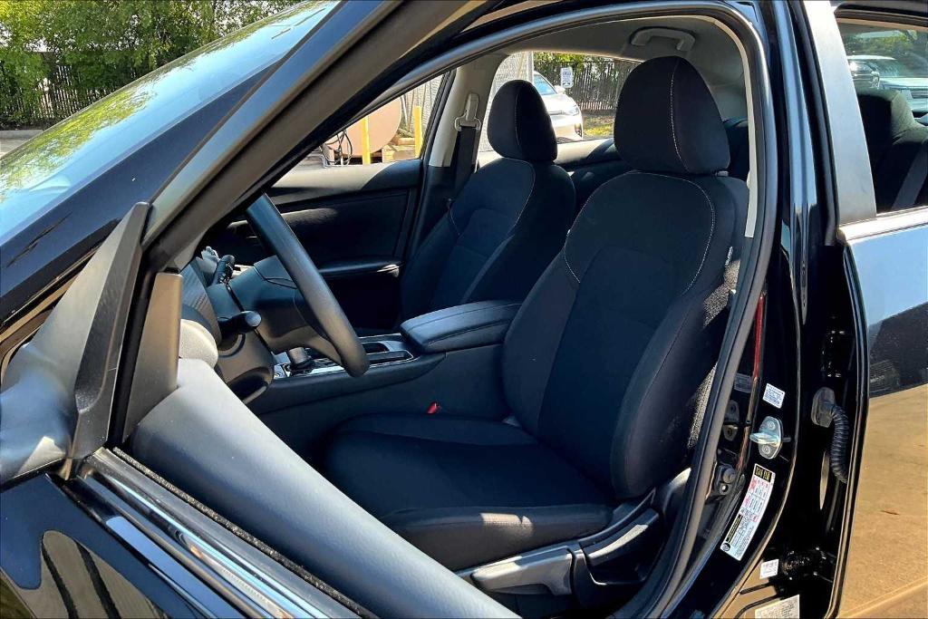 used 2025 Nissan Sentra car, priced at $19,891