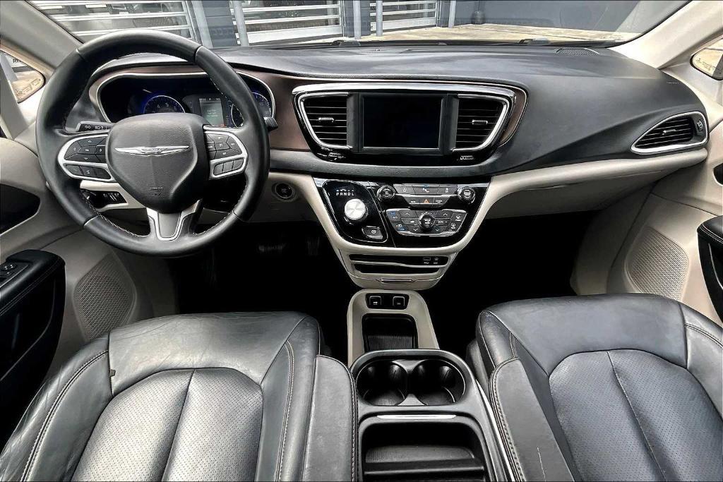 used 2018 Chrysler Pacifica car, priced at $8,695