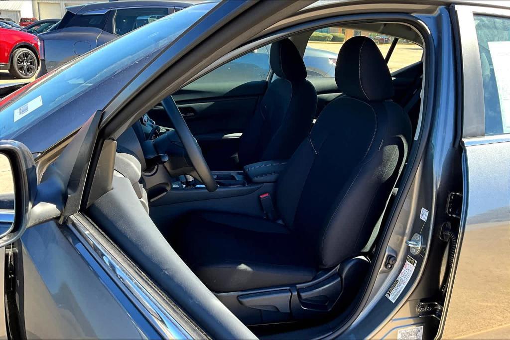 new 2025 Nissan Sentra car, priced at $21,925