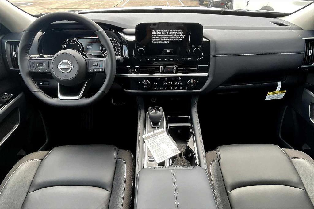 new 2025 Nissan Pathfinder car, priced at $40,780