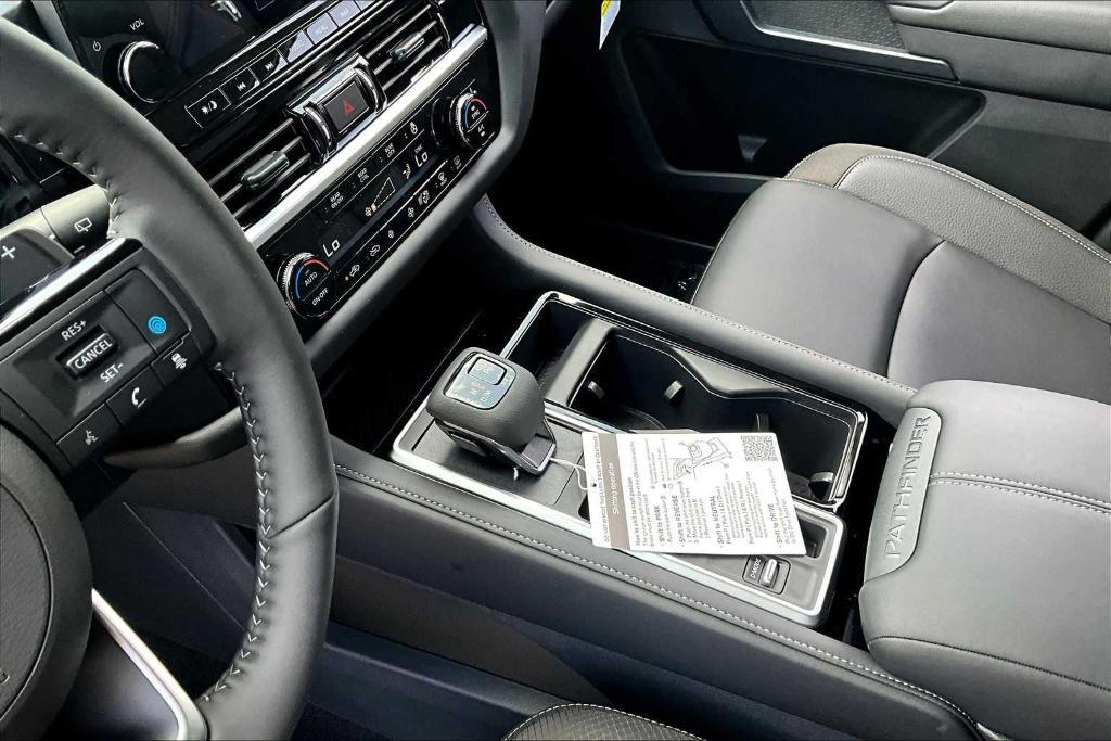 new 2025 Nissan Pathfinder car, priced at $40,780