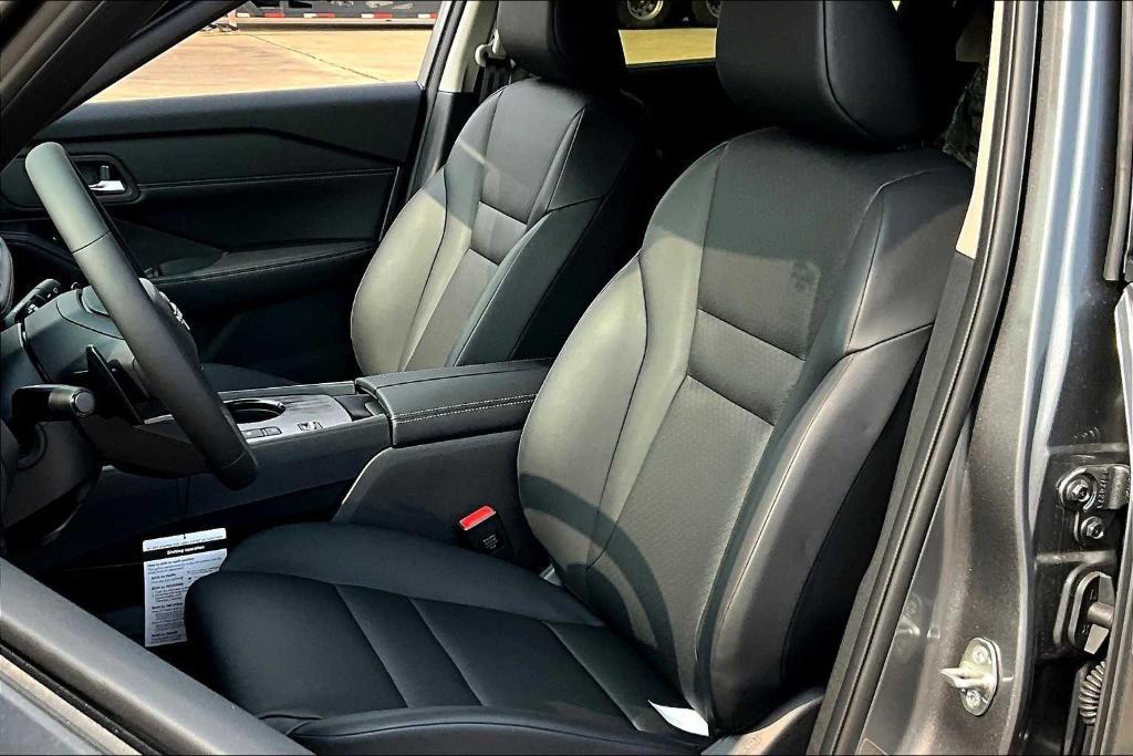 new 2025 Nissan Rogue car, priced at $31,120