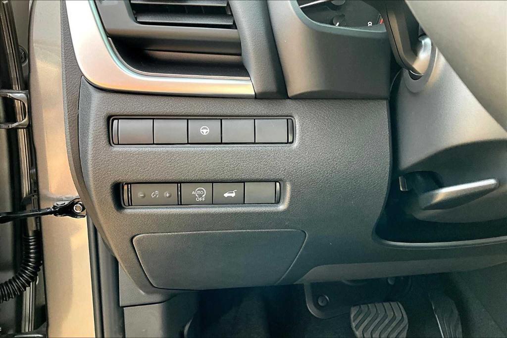 new 2025 Nissan Rogue car, priced at $31,120