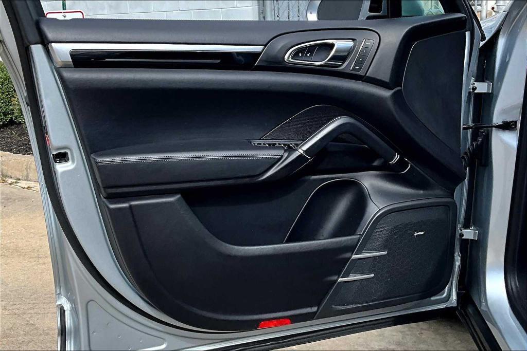 used 2017 Porsche Cayenne car, priced at $36,697