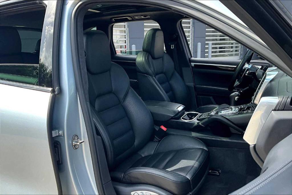 used 2017 Porsche Cayenne car, priced at $36,697