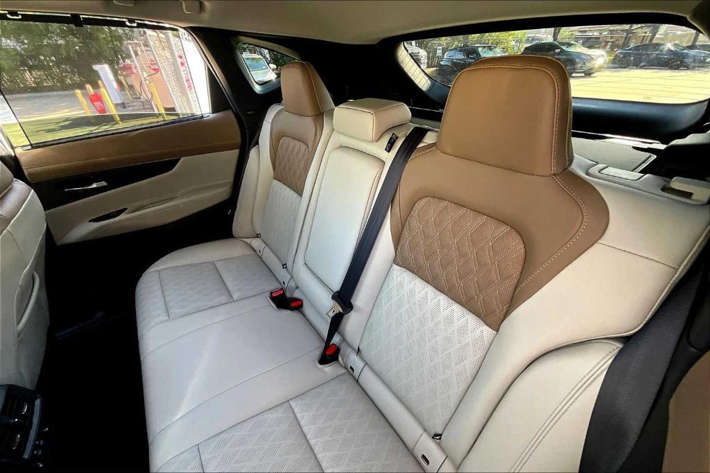 used 2025 Nissan Murano car, priced at $42,995